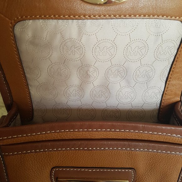 Michael Kors Brown Leather Crossbody Bag (NWOT) - Picture 13 of 14